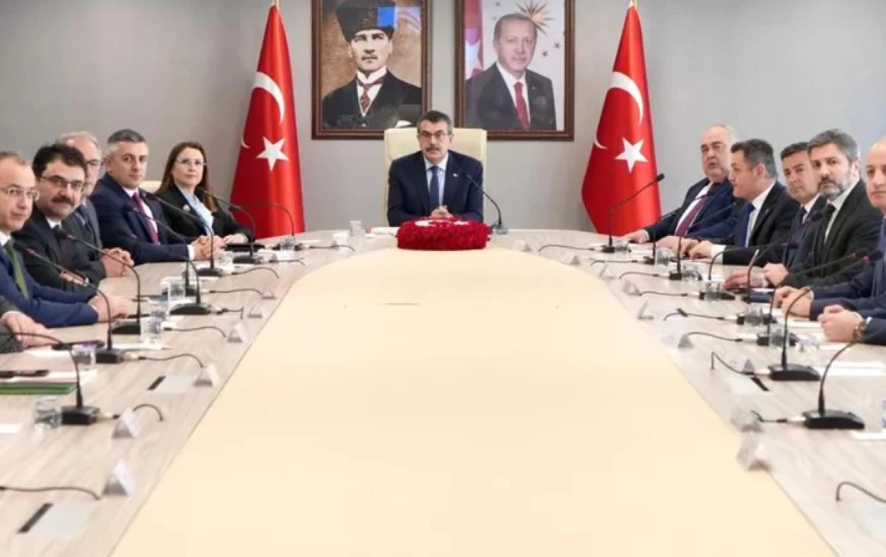 Bakan Tekin eğitimi değerlendirdi: “Ortalamanın üstündeyiz”