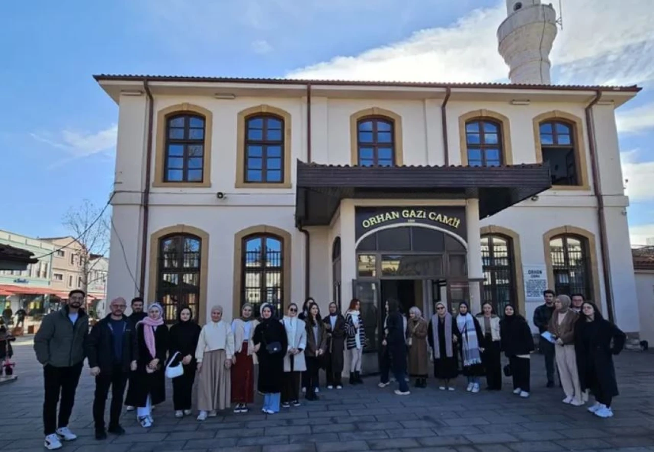 Gençler tarihte yolculuğa çıktı