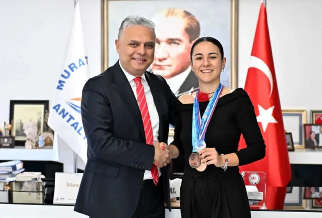 Başkan Uysal’dan şampiyona tebrik