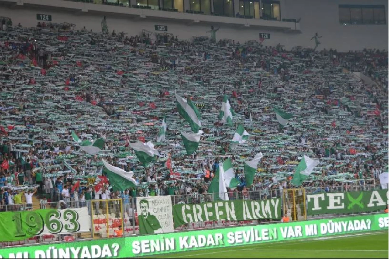 Açıklandı! Bursaspor kombineleri yine uygun fiyatlı