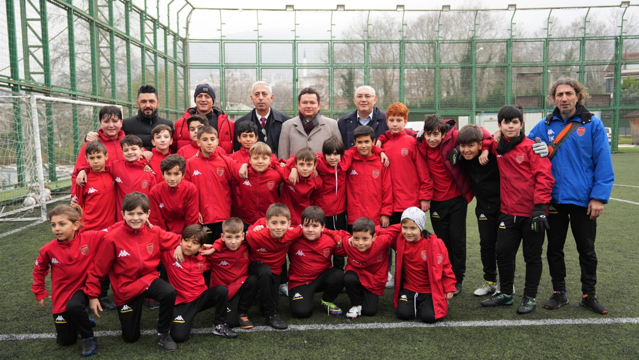 Dikkaldırımlı genç sporculara Başkan Aydın'dan ziyaret