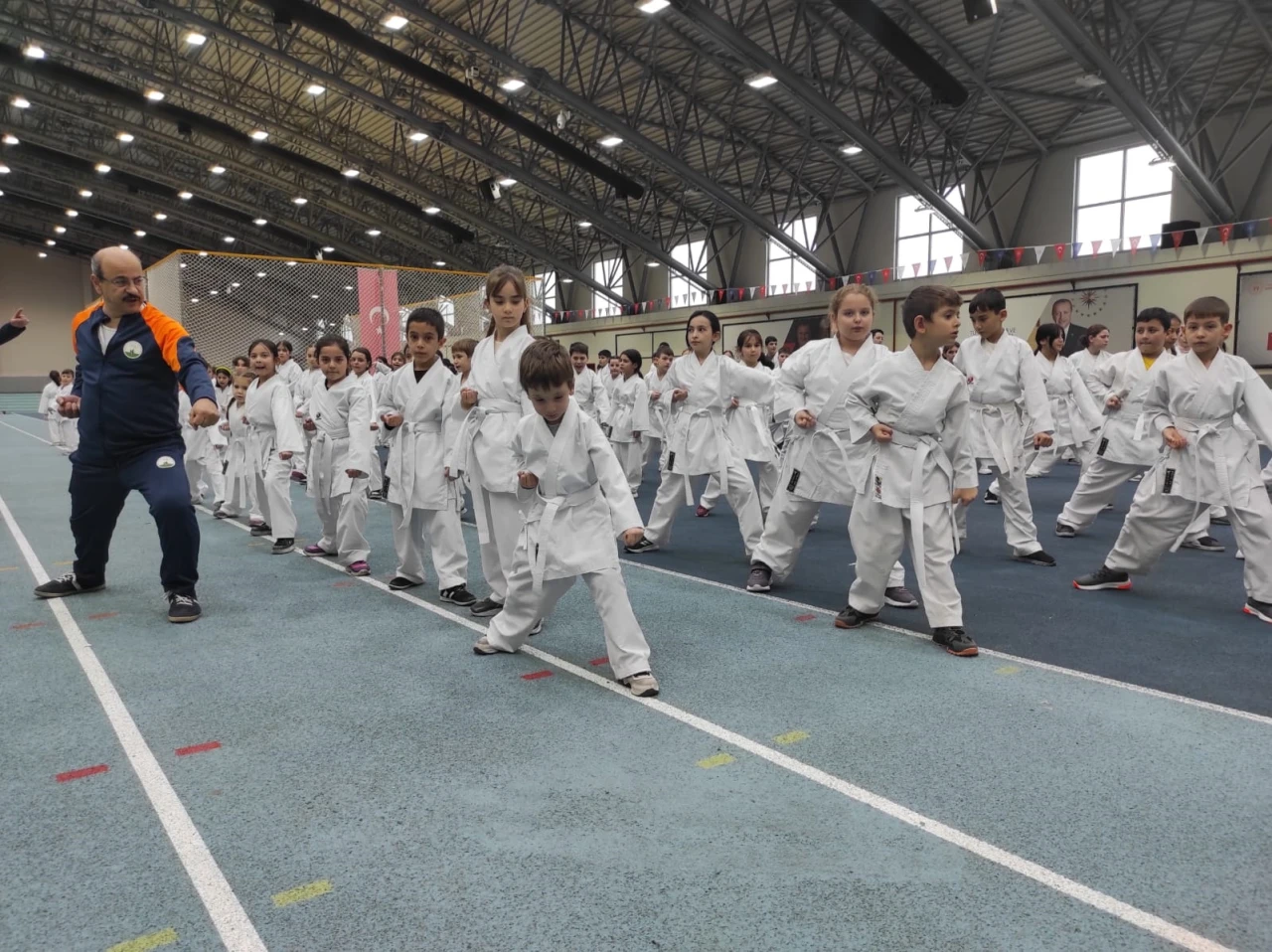 Osmangazi’de karate eğitim semineri