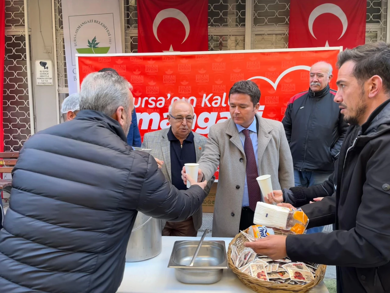 Başkan, Gazcılar-Uluyol  bölgesine kulak verdi