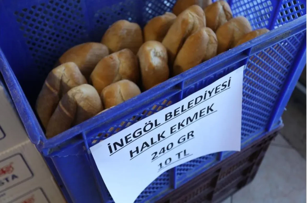 İnegöl'de ekmek 10 TL!