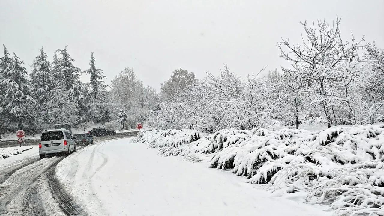 Bursa'da okullar tatil mi? Resmi açıklama geldi...