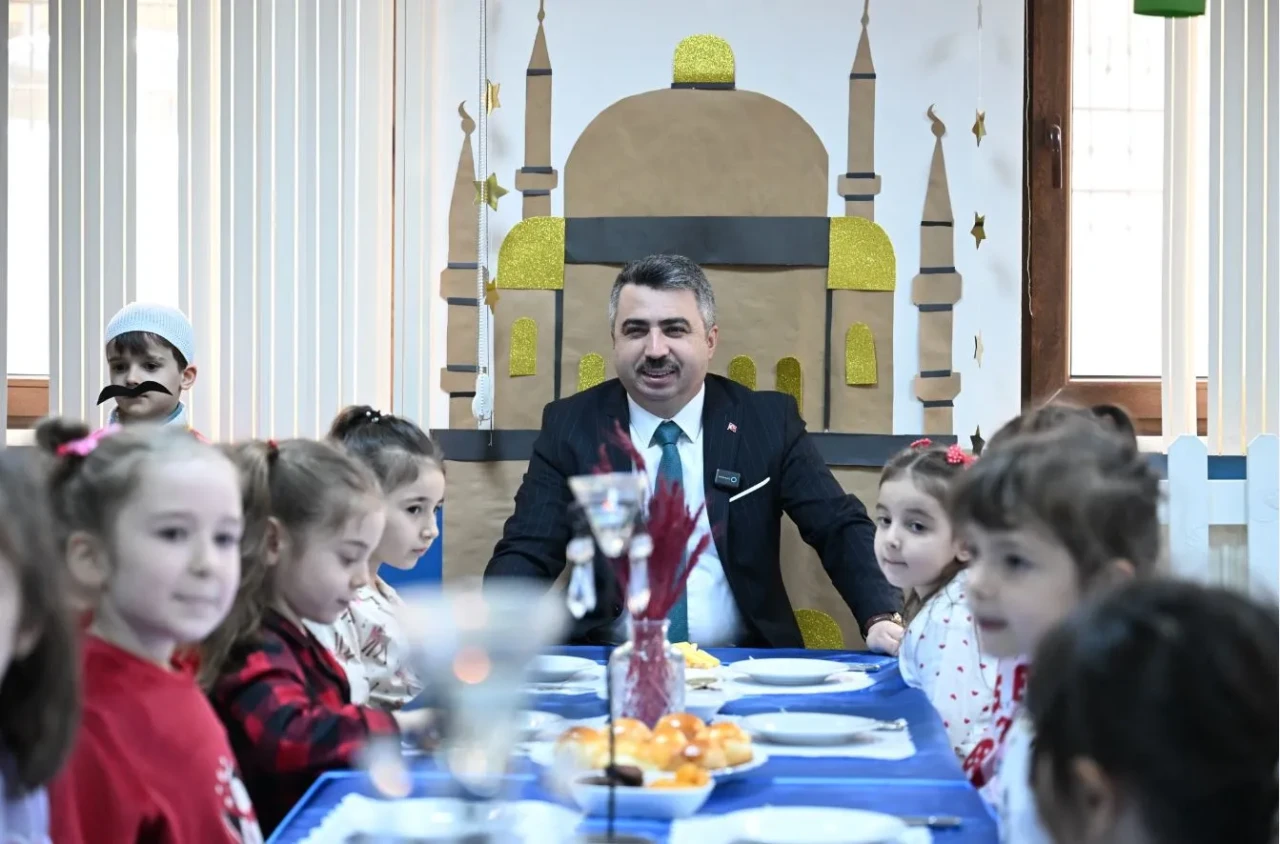 Yıldırım'da tekne orucu sofrası kuruldu