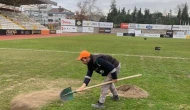 İnegöl'de stadyumun  zeminine bakım