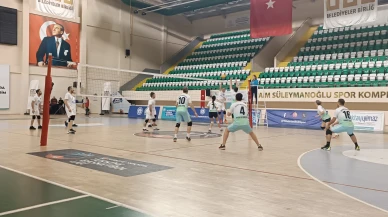 Nilüfer voleybolda zaferle başladı