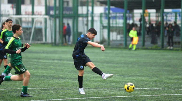 Gemlik Belediyespor farklı kazandı: 6-1